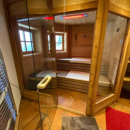 Sodamin Alpin Mit Wellness ホーエンタウアーン